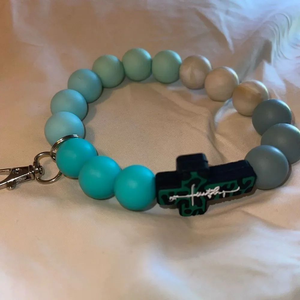 Keychain bracelet wristlet silicone beaded Faith Cross Christ Christian Leopard